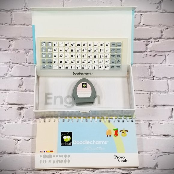 CRICUT - Doodlecharms - Provo Craft  2006 - Picture 4 of 4